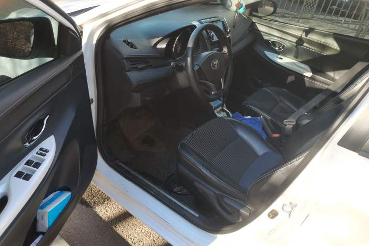 Used Toyota YARiS L Zhi Xuan 2016 Revised Version 1.5G CVT with Dynamic Sunroof