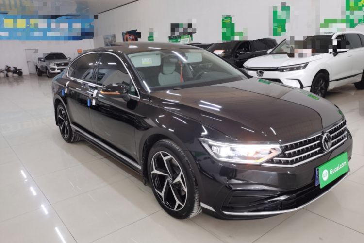 Used Volkswagen Magotan 2026 30 Million Vehicles Selected Model 380TSI DSG Luxury Edition