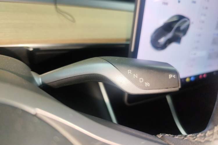 Used Tesla Model 3 2019 Standard Range Rear-Drive Upgraded Version
