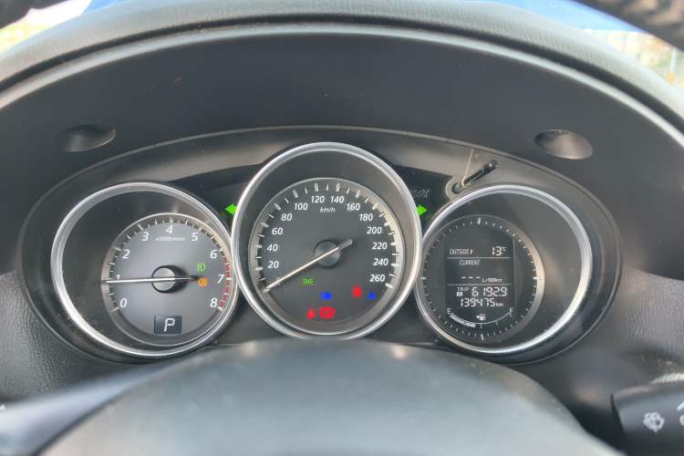 Used Mazda CX-5 2013 2.5L Automatic 4x4 Luxury Version