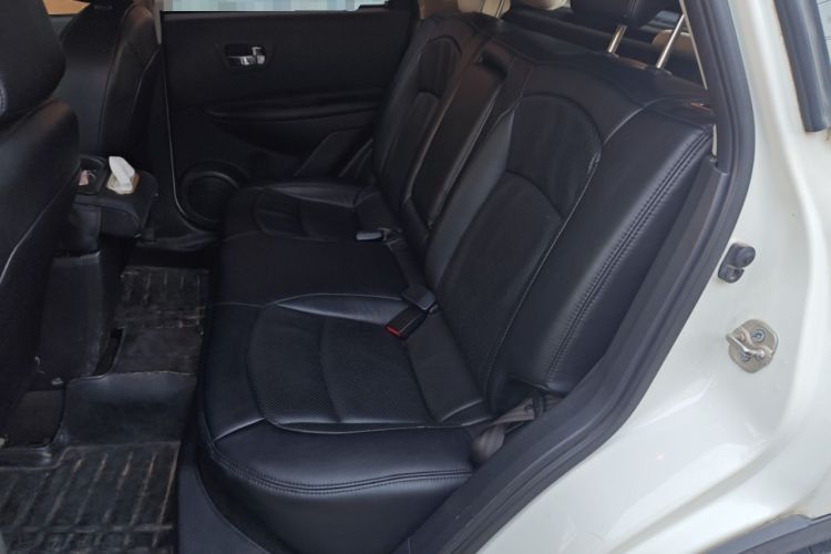 Used Nissan Qashqai 2015 2.0 XL Cool Fire MT 2WD Left Rear Seat