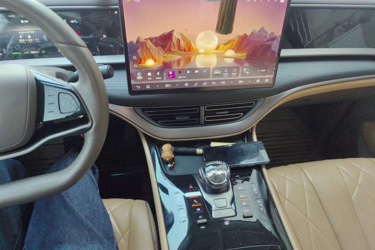 Used Denza D9 2022 DM-i 970 Four-Wheel Drive Prestige Model