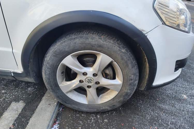 Used Suzuki SX4 2011 Revised 1.6L Automatic Dynamic Version