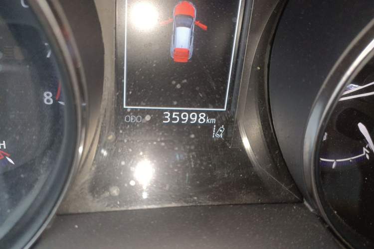 Used Toyota IZOA 2018 2.0L Yichi Version China VI Standard Odometer Close Up