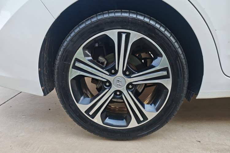 Used Hyundai Elantra (6th Generation / Lingdong) 2018 1.4T Dual-Clutch Xuan Dong · Dynamic Edition Exterior 5