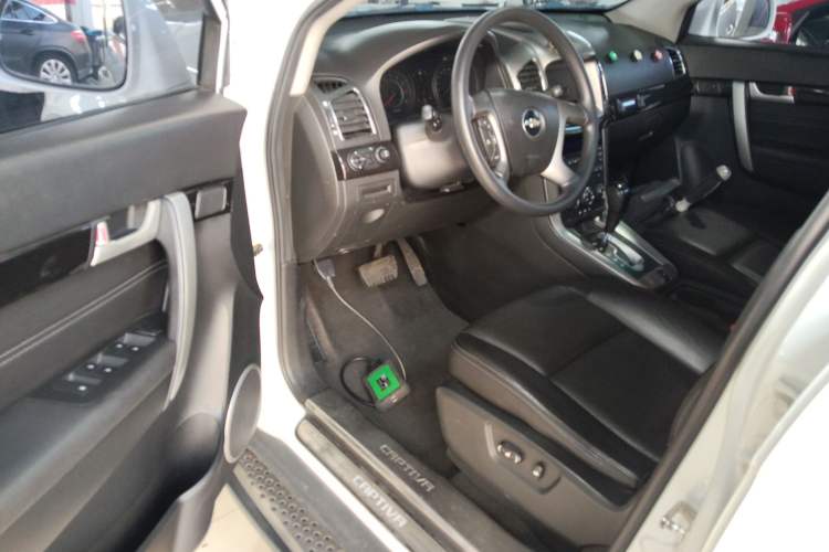 Used Chevrolet Captiva 2014 2.4L Two-Wheel Drive Urban Version 7 Seats