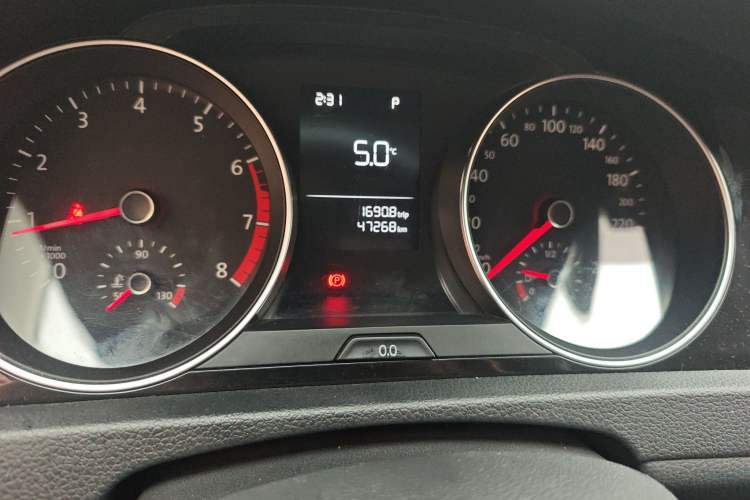 Used Volkswagen Golf 2018 1.6L Automatic Fashion Model