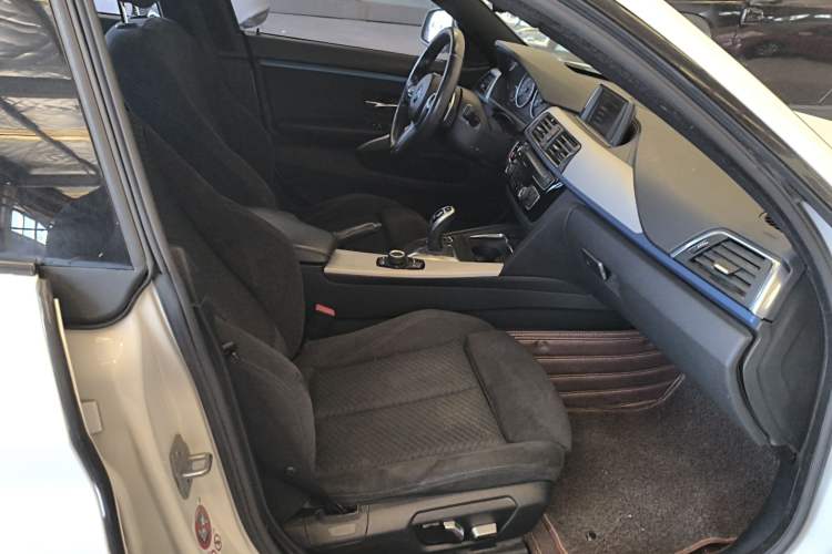 Used BMW 4 Series 2017 425i Gran Coupe Leading Model with M Sport Package