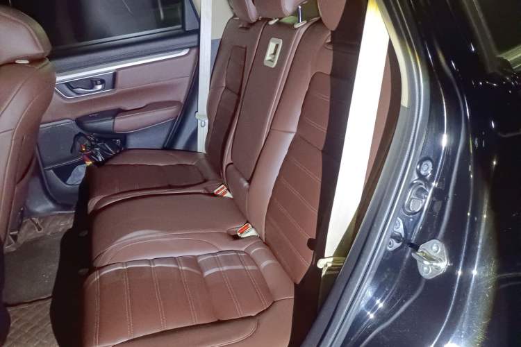 Used Honda CR-V 2021 240TURBO CVT 2WD Comfort Version Interior 4