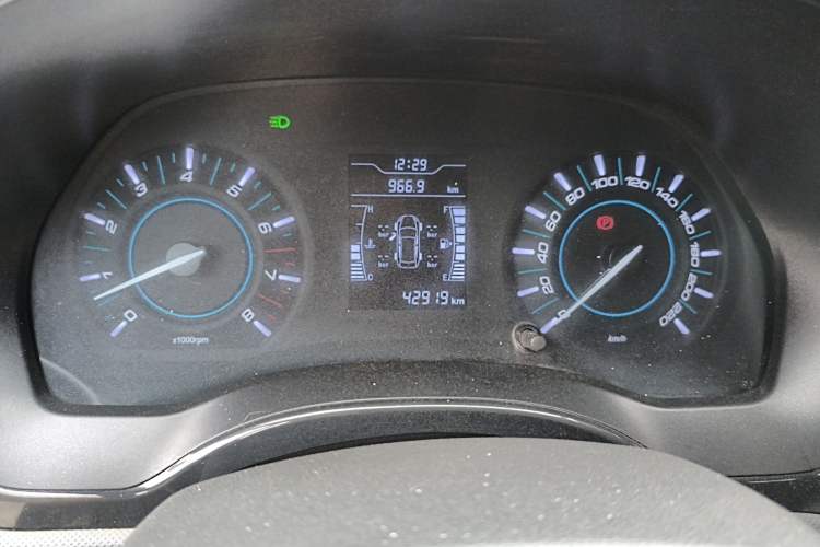 Used Chery Tiggo 3 2016 1.6L Manual ZhiShang Edition
