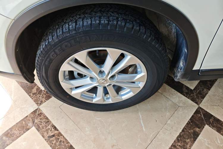 Used Nissan X-Trail 2016 2.0L CVT Smart Enjoyment Version 4WD
