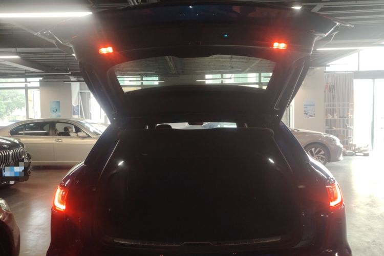 Used SERES SF5 2021 Huawei Smart Selection Four-Wheel Drive Edition Trunk