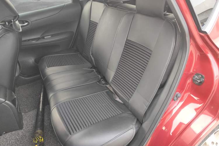 Used Nissan Tiida 2011 1.6L CVT Comfort Model