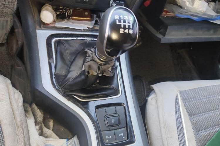 Used Zxauto Terralord 2018 2.5T Two-Wheel Drive Luxury Version Standard Double Gear Lever