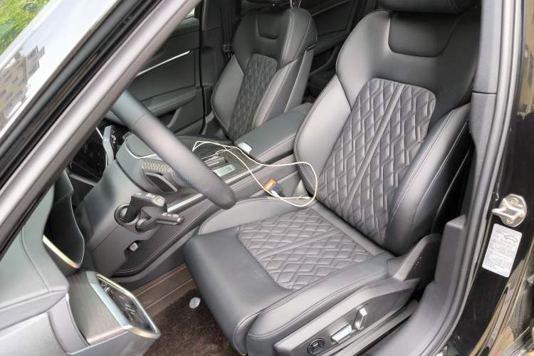 Used Audi A6L 2025 Updated 55 TFSI quattro Prestige Dynamic Edition