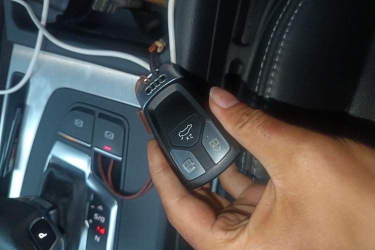 Used Audi Q5L 2020 40 TFSI Prestige Fashion Edition Vehicle Key