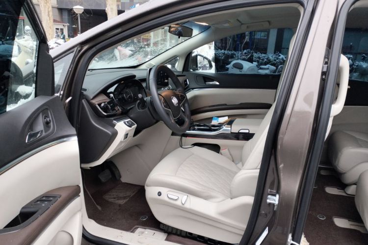 Used Buick GL8 2023 Land Executive Class Smart Enjoyment Model
