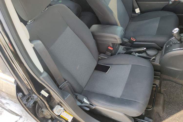 Used Jeep Compass 2015 2.0L two-wheel drive sport version