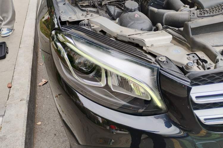 Used Mercedes-Benz GLC 2018 Facelifted GLC 260 4MATIC Dynamic Edition
