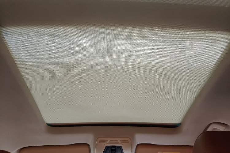 Used Zotye T500 2018 1.5T Automatic Smart Connected Prestige Model
