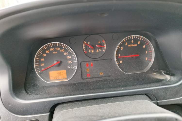 Used Jinbei Express 2020 2.0L China VI Standard Practical 6-Seater G6P-6 1TZS