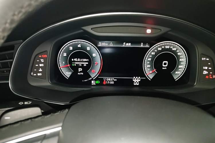 Used Audi Q7 2021 55 TFSI quattro S line Sport model
