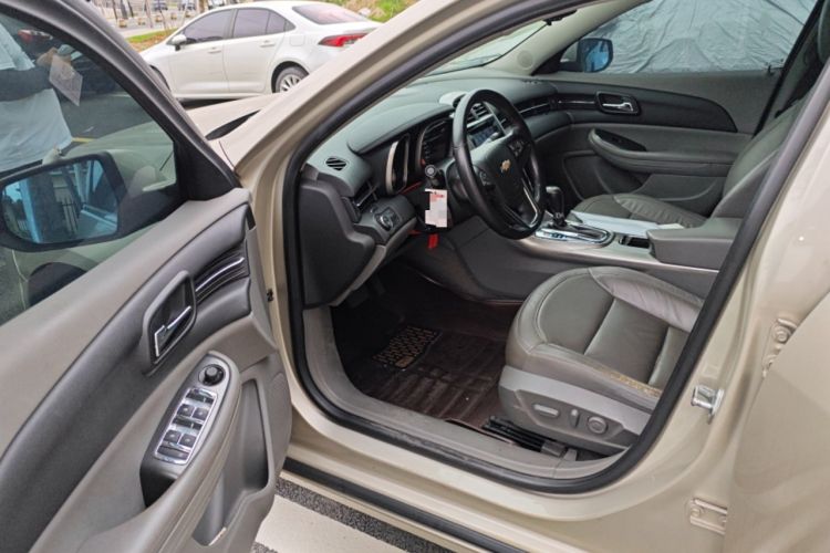 Used Chevrolet Malibu 2014 2.0L Automatic Luxury Edition Driver Seat