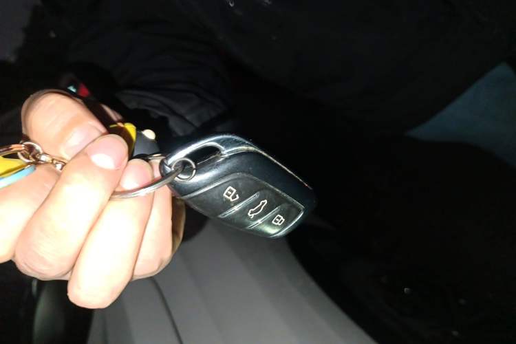 Used Roewe RX5 MAX 2021 Supreme Series 300TGI Automatic Smart Cabin Edition