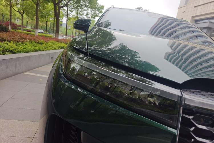 Used Li Auto ONE 2021 Extended-Range 6-Seater Version Right Front Headlight