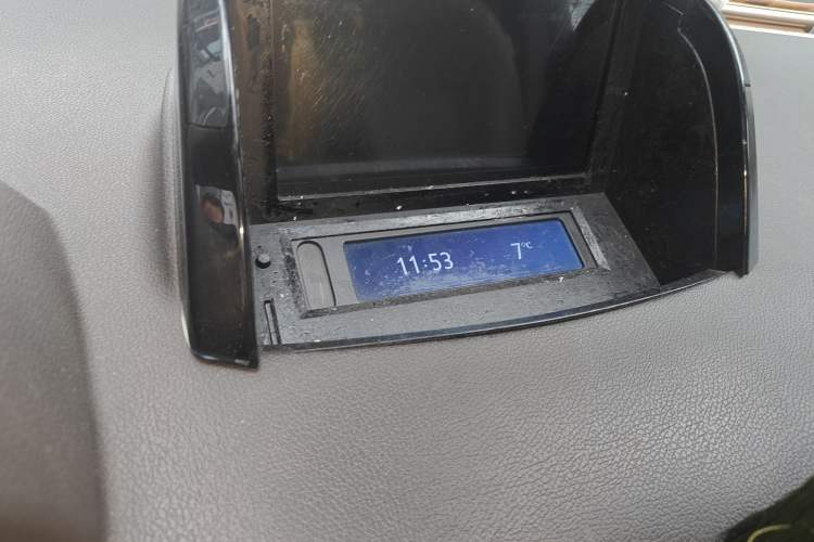 Used Renault Koleos 2013 2.5L Two-Wheel Drive Comfort Edition
