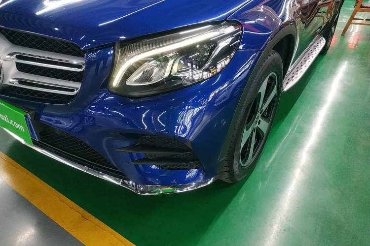 Used Mercedes-Benz GLC 2018 GLC 260 4MATIC Luxury Model
