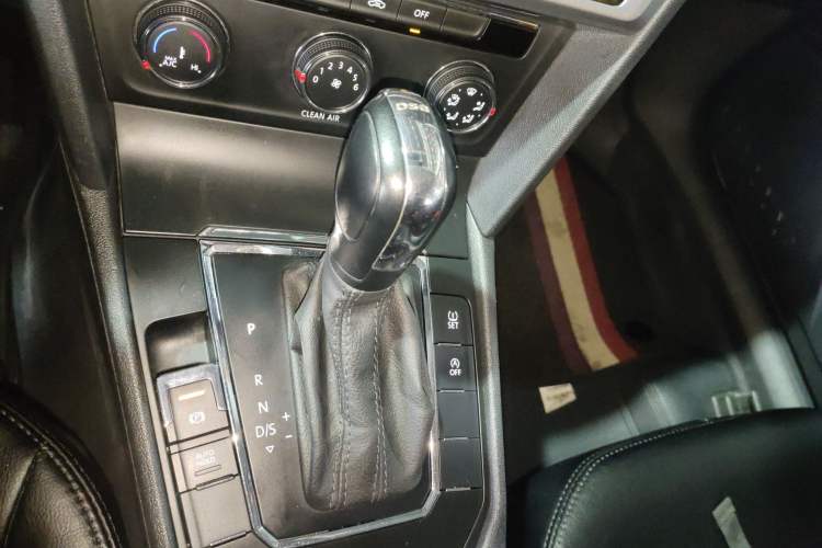 Used Volkswagen Lamando 2021 230TSI DSG Fashion Edition
