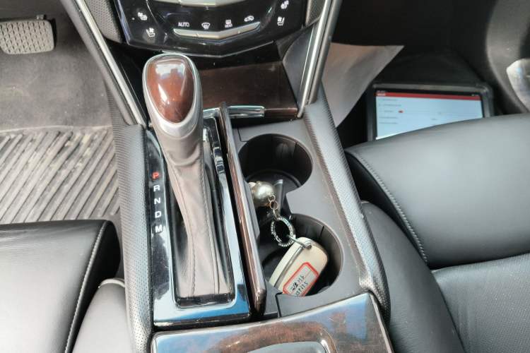 Used Cadillac XTS 2014 28T Luxury Model
