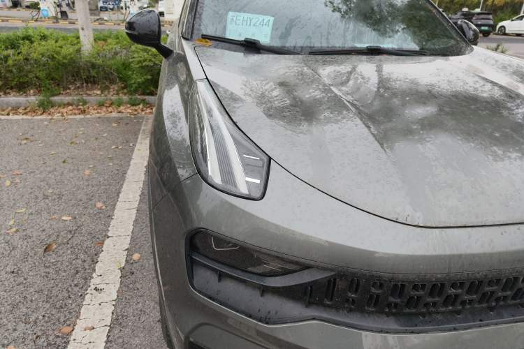 Used Lynk & Co 05 2022 2.0TD Four-Wheel Drive Dynamic Halo Right Front Headlight