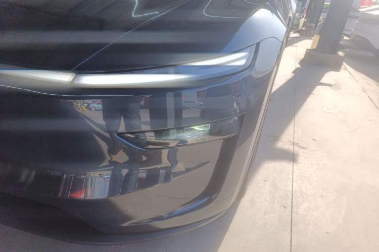 Used Tesla Model Y 2025 Rear-Wheel-Drive Version