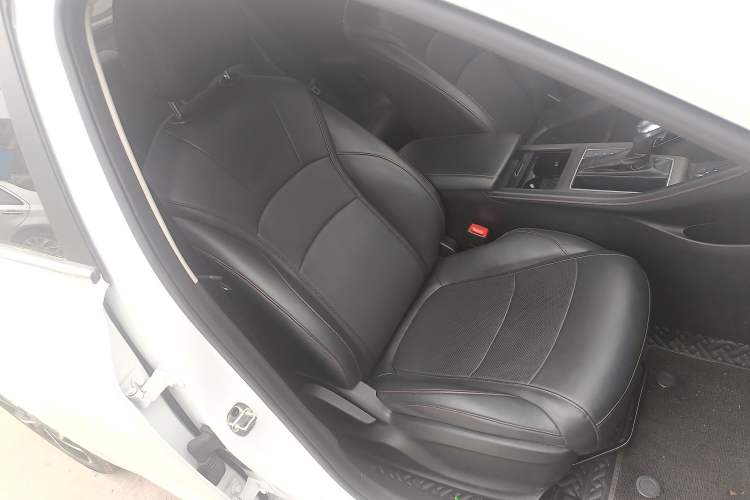 Used Roewe i5 2023 1.5L CVT Luxury Edition
