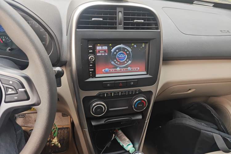 Used Chery Tiggo 3 2014 1.6L Manual Zhishang Edition
