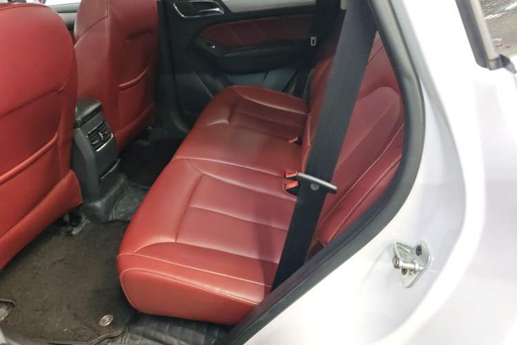 Used Roewe RX5 2016 30T Four-Wheel Drive Automatic Internet Smart Luxury Edition
