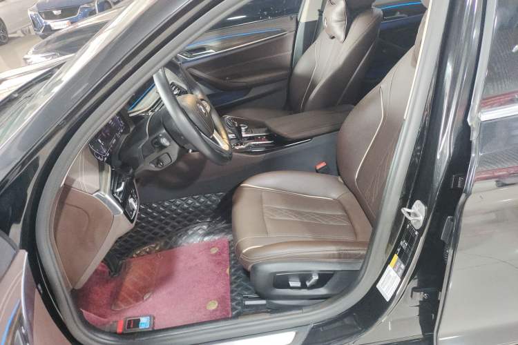 Used BMW 5 Series New Energy 2022 Updated Version 535Le Luxury Package Left Front Seat