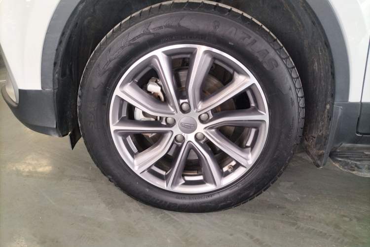 Used Geely Auto Emgrand X7 Sport 2021 Million Edition 1.8TD DCT Two-Wheel Drive Comfort Model Left Front Wheel Hub