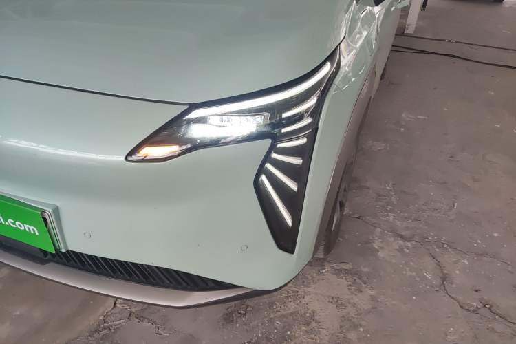 Used AION Y 2022 Plus 70 Tech Edition