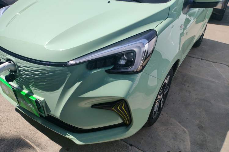 Used CHANGAN Benni E-Star 2022 Qingxin Edition Colorful Model Lithium Iron Phosphate Left Front Headlight