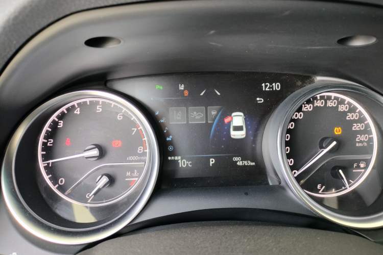 Used Toyota Camry 2021 2.0G Luxury Edition
