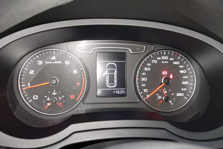 Used Audi Q3 2015 30 TFSI Ambition Edition
