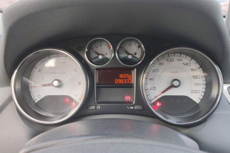 Used Peugeot 308 2014 Enjoy Edition Classic 1.6L Manual YouShang Model