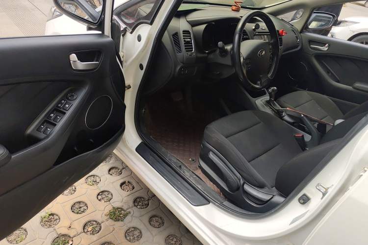 Used Kia K3 2013 1.6L Automatic GLS
