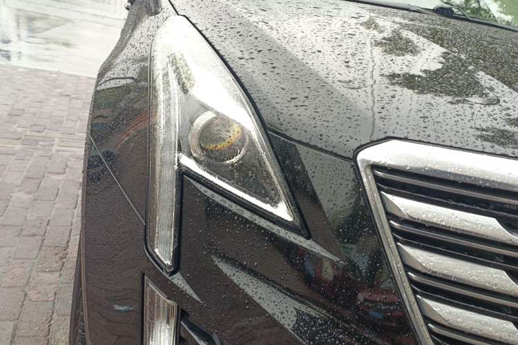 Used Cadillac XT5 2016 25T Luxury Model
