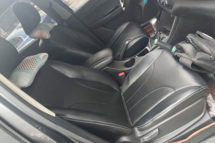 Used Baojun 730 2021 1.5T CVT Fashion Version 7 Seats