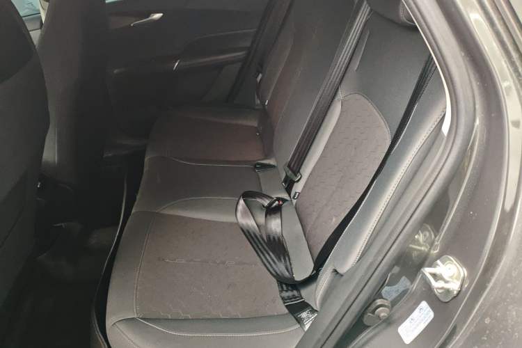 Used CHANGAN NEVO A05 2025 Truly Delicious Version 145 Leading Edition Left Rear Seat