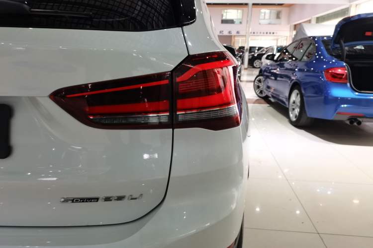 Used BMW X1 2021 Restyled sDrive25Li Leading Edition
